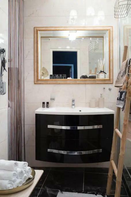 Oldtown Safari Lodge Bratislava Luaran gambar
