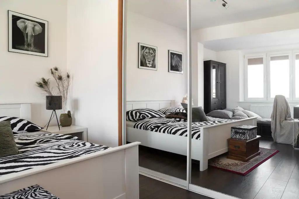 Oldtown Safari Lodge Bratislava Luaran gambar